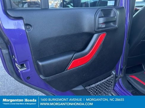 Used 2016 Jeep Wrangler Unlimited Sahara image 26