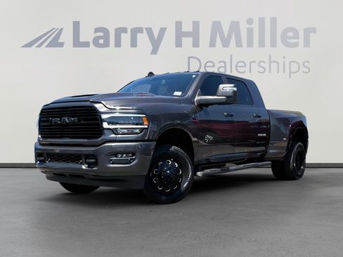 Used 2024 RAM 3500 Laramie w/ Night Edition AWD/4WD image 1