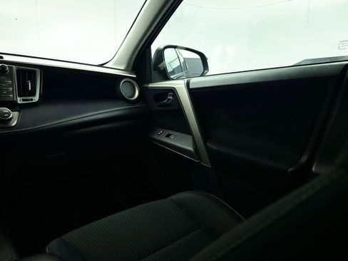 Used 2015 Toyota RAV4 XLE image 45