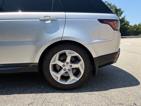 Used 2020 Land Rover Range Rover Sport HSE AWD/4WD image 9