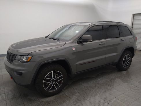 Used 2020 Jeep Grand Cherokee Trailhawk AWD/4WD image 2