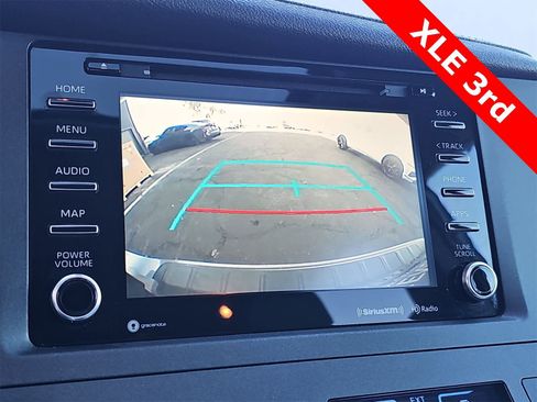 Used 2020 Toyota Sienna XLE image 26