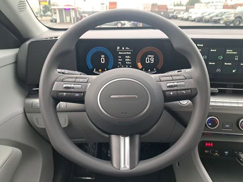 New 2026 Hyundai Kona SE AWD/4WD image 19