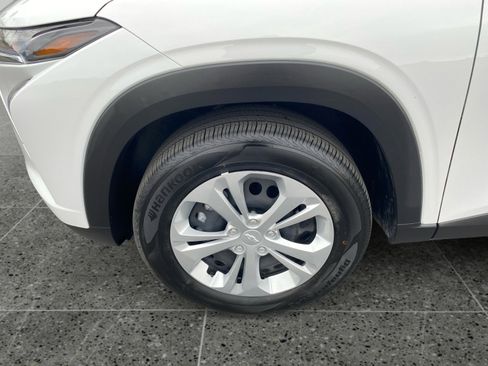 Used 2025 Chevrolet Trax LS image 14