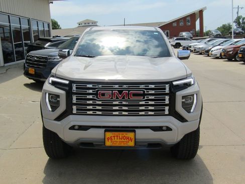 New 2026 GMC Canyon Denali AWD/4WD image 13