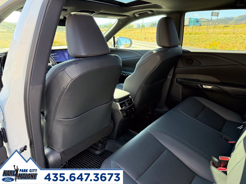 Used 2026 Lexus RX 350h w/ Convenience Package AWD/4WD image 28
