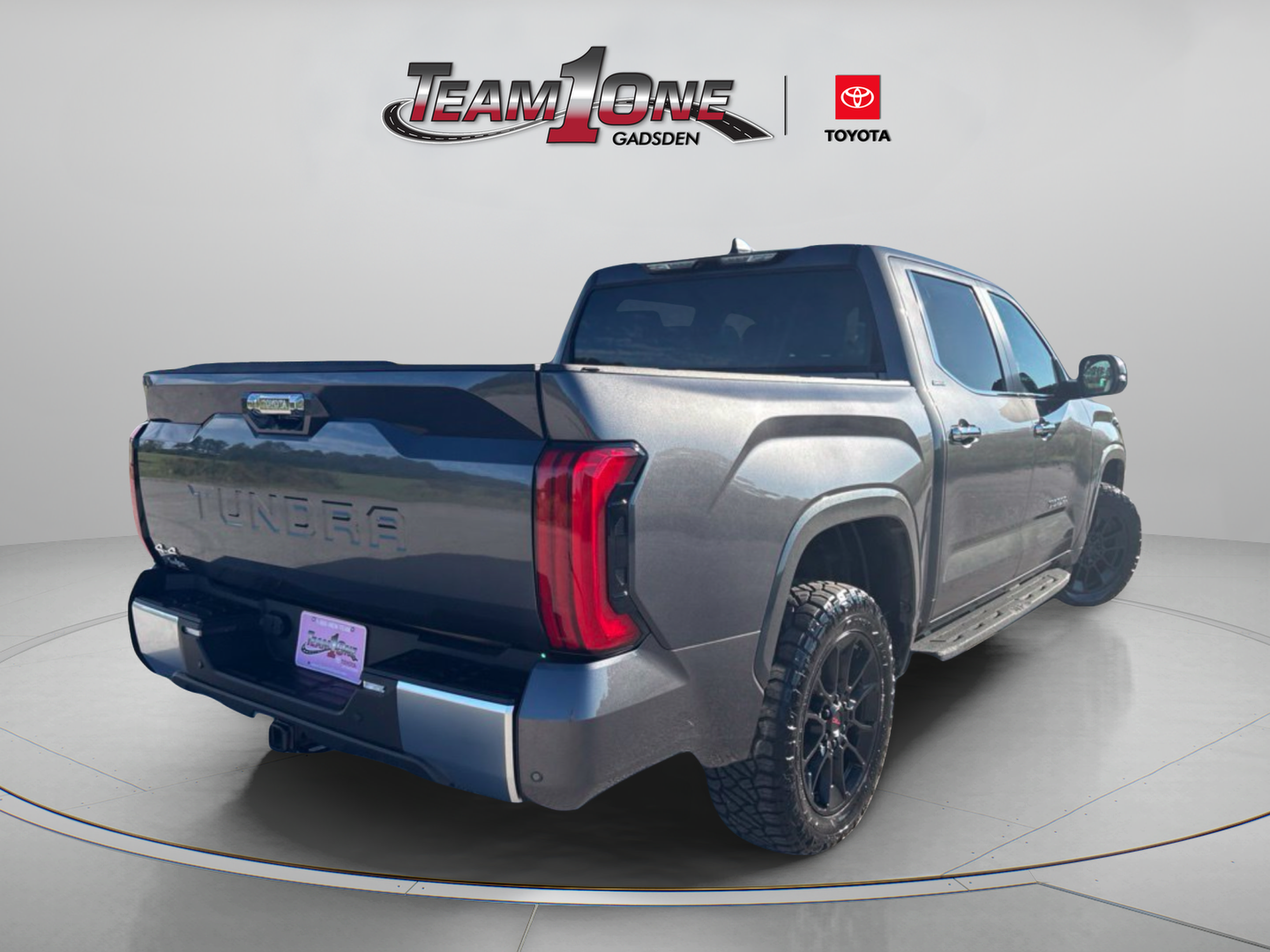 Used 2026 Toyota Tundra Limited AWD/4WD image 7
