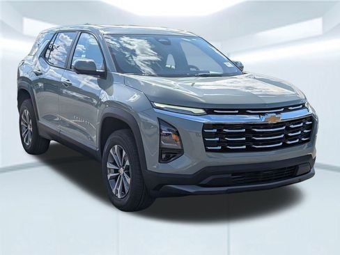 New 2026 Chevrolet Equinox LT w/ Safety and Technology Package image 8
