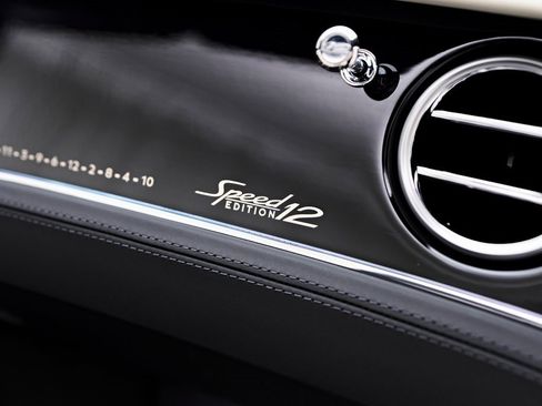 Used 2024 Bentley Continental GT Speed image 2