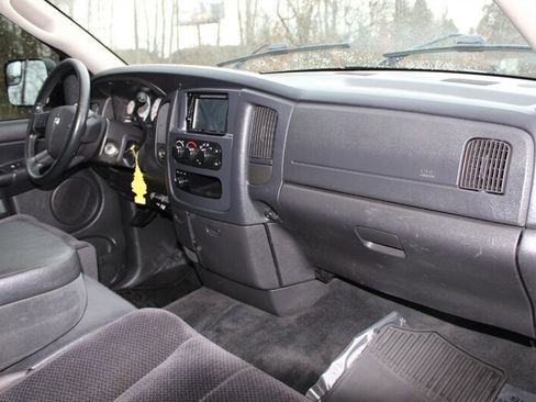 Used 2004 Dodge Ram 2500 Truck SLT w/ Off-Road Group image 16