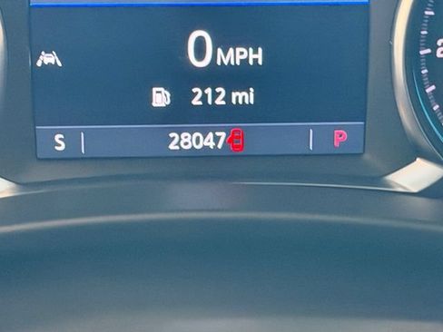 Used 2024 Chevrolet Equinox Premier FWD image 23