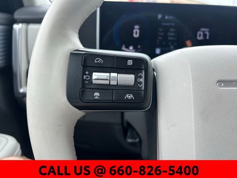 Used 2026 Hyundai Santa Fe SEL image 16