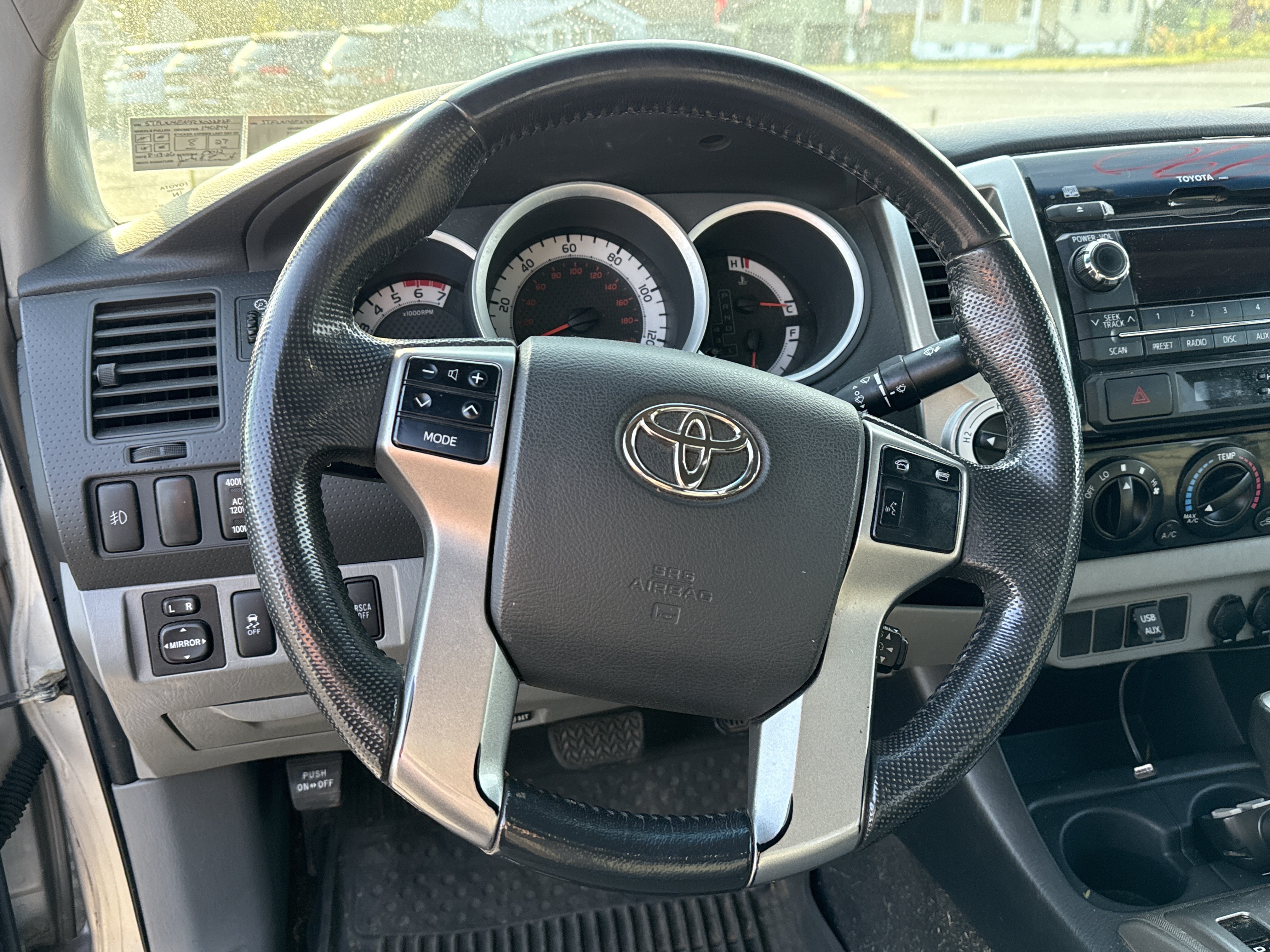 Used 2012 Toyota Tacoma 4x4 Access Cab V6 w/ TRD Sport Pkg image 18