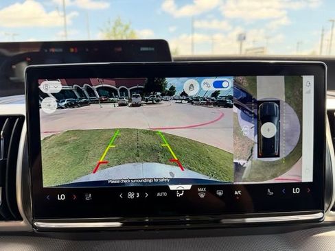 Used 2025 Ford Expedition Active RWD image 19