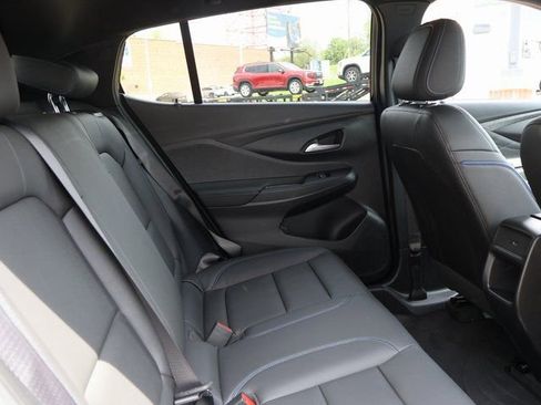 Used 2025 Buick Envista Sport Touring FWD image 12