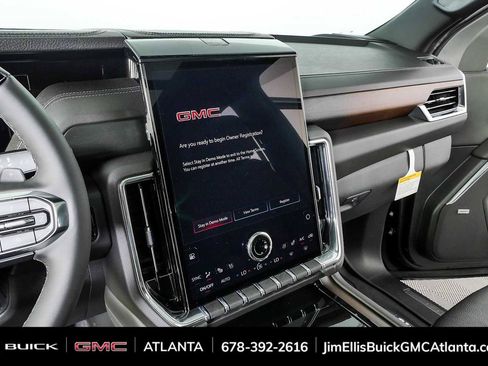 New 2026 GMC Yukon Denali w/ Denali Reserve Package AWD/4WD image 13