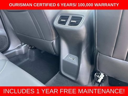 Used 2023 Buick Envision Preferred AWD/4WD image 13