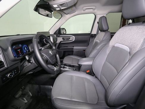 Used 2025 Ford Bronco Sport Badlands image 37