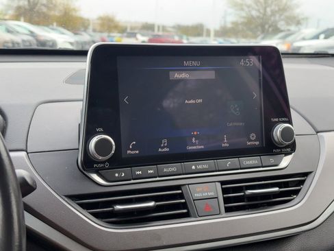 Used 2024 Nissan Altima 2.5 SR image 17