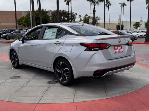 New 2025 Nissan Versa SR w/ Trunk Package image 5