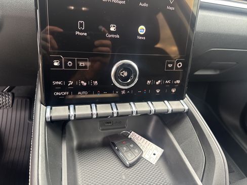 New 2026 GMC Terrain Denali w/ LPO, Floor Liner Package image 25