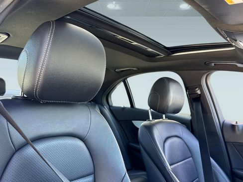 Used 2018 Mercedes-Benz C 300 Sedan image 14