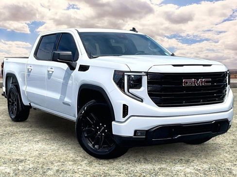 Used 2024 GMC Sierra 1500 Elevation AWD/4WD image 1