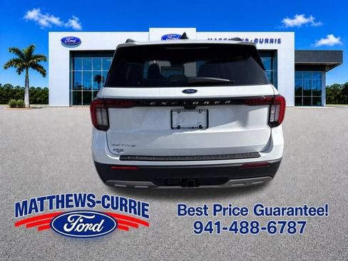 New 2026 Ford Explorer Active w/ Active Comfort Package RWD image 5
