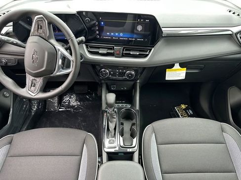 New 2026 Chevrolet TrailBlazer LT w/ Convenience Package AWD/4WD image 16