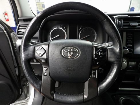 Used 2024 Toyota 4Runner TRD Off-Road Premium image 38