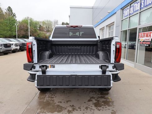 New 2026 GMC Sierra 2500 Denali w/ Denali Reserve Package AWD/4WD image 37
