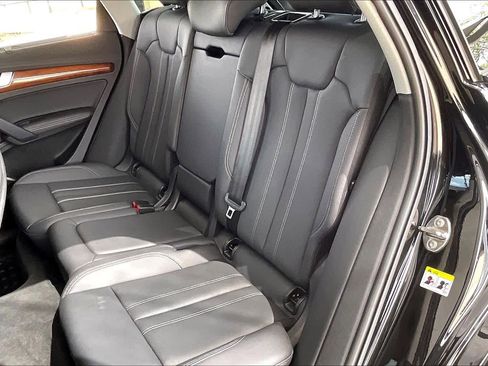 Used 2023 Audi Q5 2.0T Prestige image 21