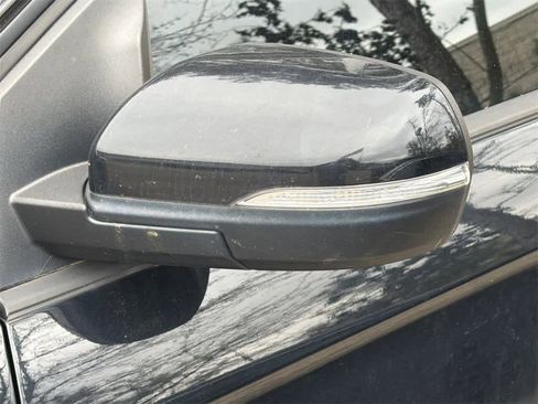 Used 2018 Ford Edge Sport image 9