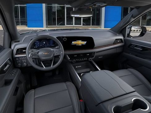 New 2026 Chevrolet Tahoe Premier w/ Sun And Tow Package AWD/4WD image 15