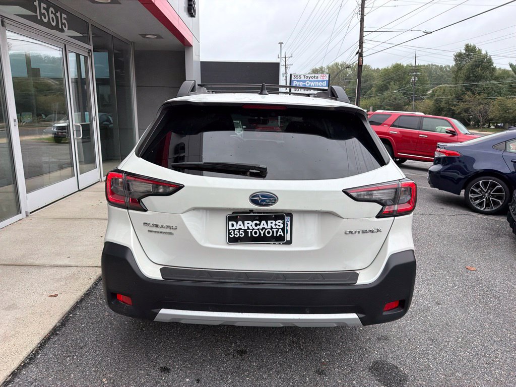 Used 2023 Subaru Outback Limited AWD/4WD image 5