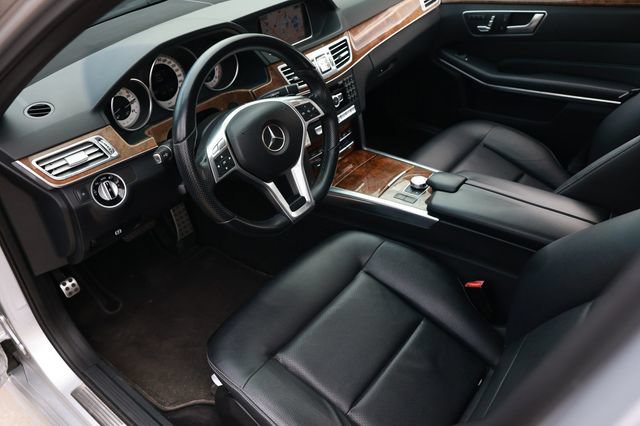 Used 2014 Mercedes-Benz E 350 4MATIC Wagon image 6