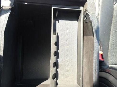 Used 2020 Ford F150 Platinum w/ Equipment Group 701A Luxury image 27