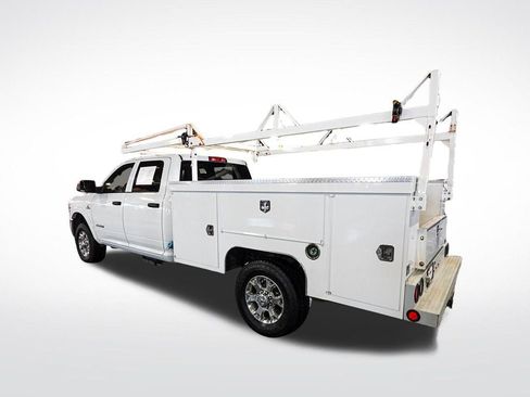 Used 2022 RAM 3500 Tradesman w/ Chrome Appearance Group AWD/4WD image 5