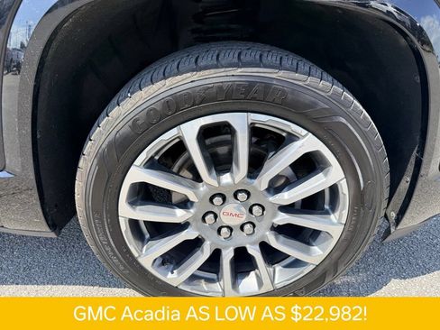 Used 2020 GMC Acadia Denali w/ Technology Package FWD image 39
