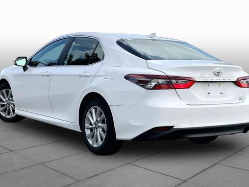 Used 2024 Toyota Camry LE AWD/4WD image 12