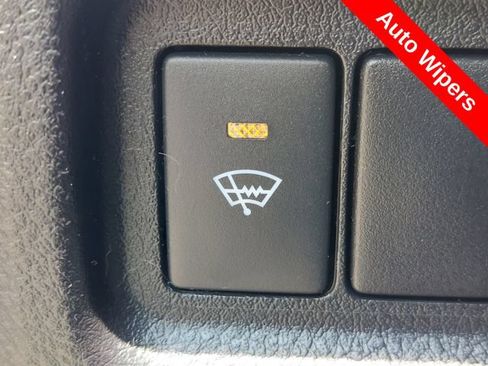 Certified 2021 Toyota 4Runner Venture w/ Moonroof Package AWD/4WD image 22