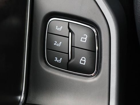 Used 2022 Ford F150 Lariat w/ Equipment Group 501A Mid image 31