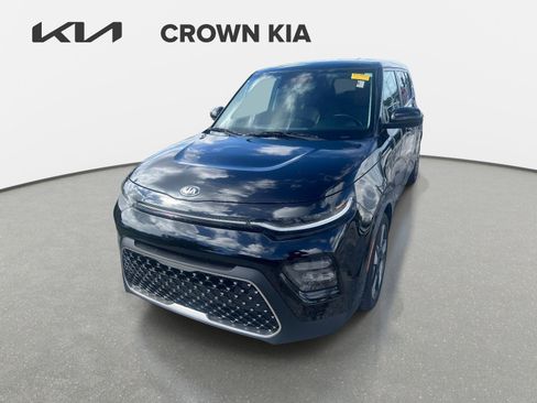 Used 2020 Kia Soul EX w/ Option Group 015 FWD image 2