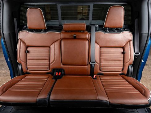 Used 2025 GMC Sierra 1500 Denali Ultimate image 35