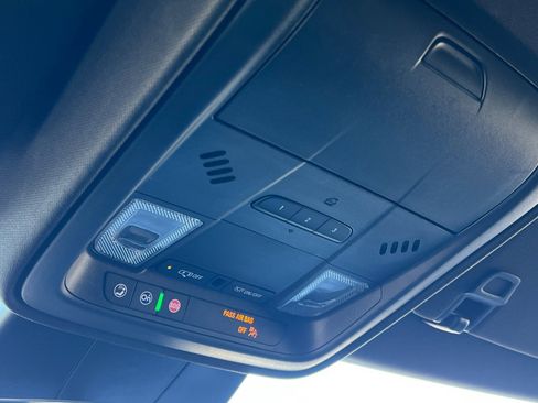 Certified 2024 Cadillac XT4 Premium Luxury image 24