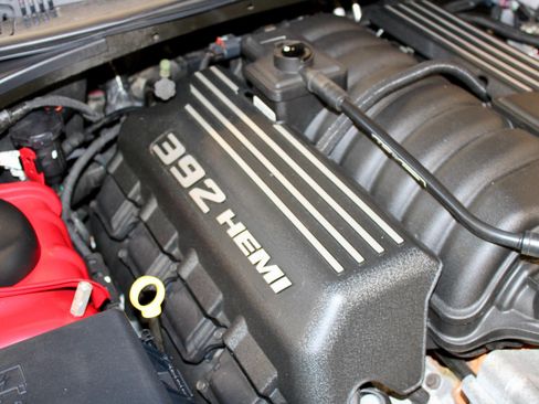 Used 2013 Dodge Challenger SRT8 w/ Harman Kardon Audio Group image 12