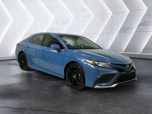 Used 2024 Toyota Camry XSE image 1