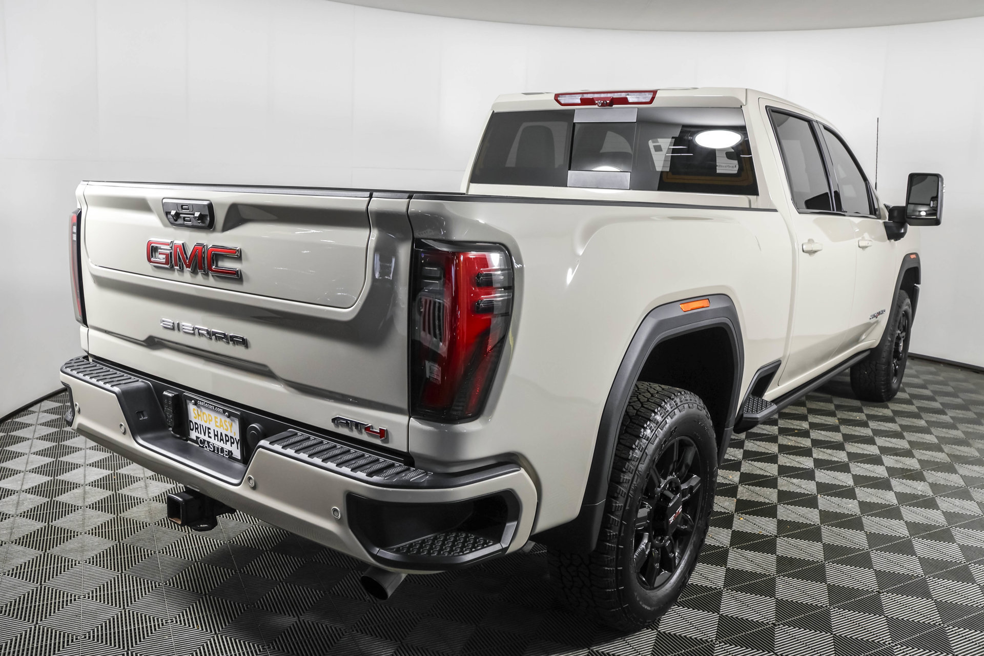 Used 2026 GMC Sierra 2500 AT4 w/ AT4 Premium Plus Package AWD/4WD image 13