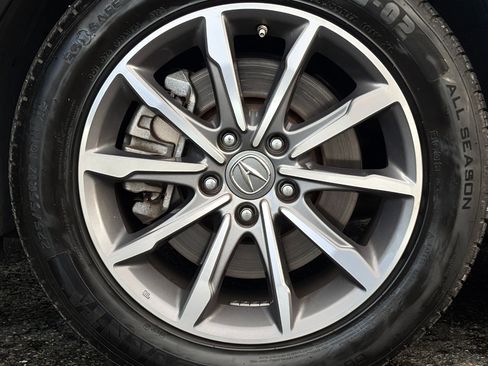 Used 2019 Acura TLX image 10