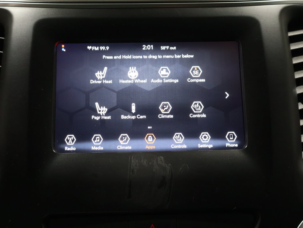 Used 2019 Jeep Cherokee Latitude Plus w/ Cold Weather Group AWD/4WD image 30